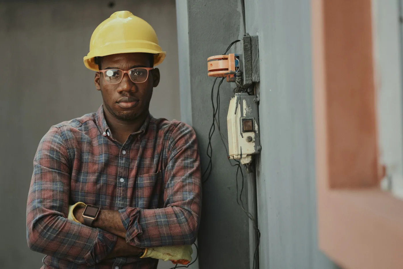 JOBELA candidate on a construction site